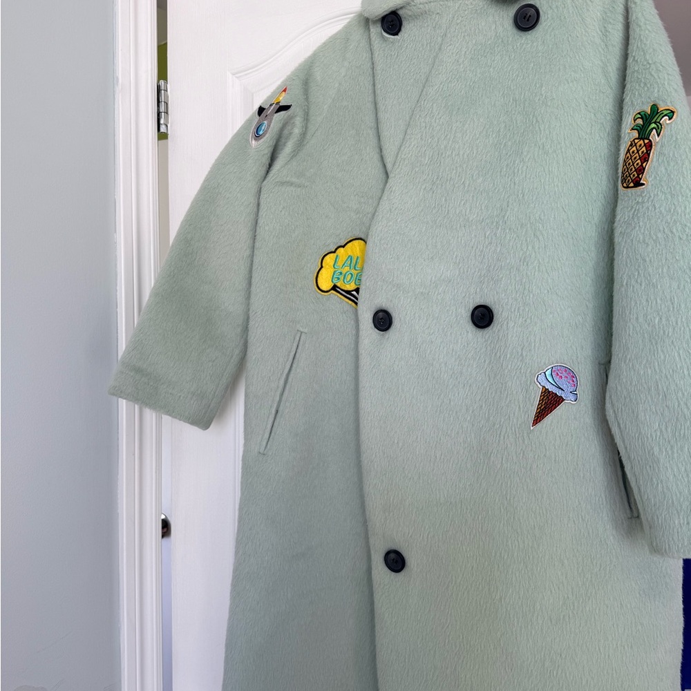 Coat - Picture 4 of 7